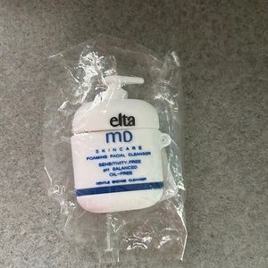 COPY - AirPods case with clip for first & second gen